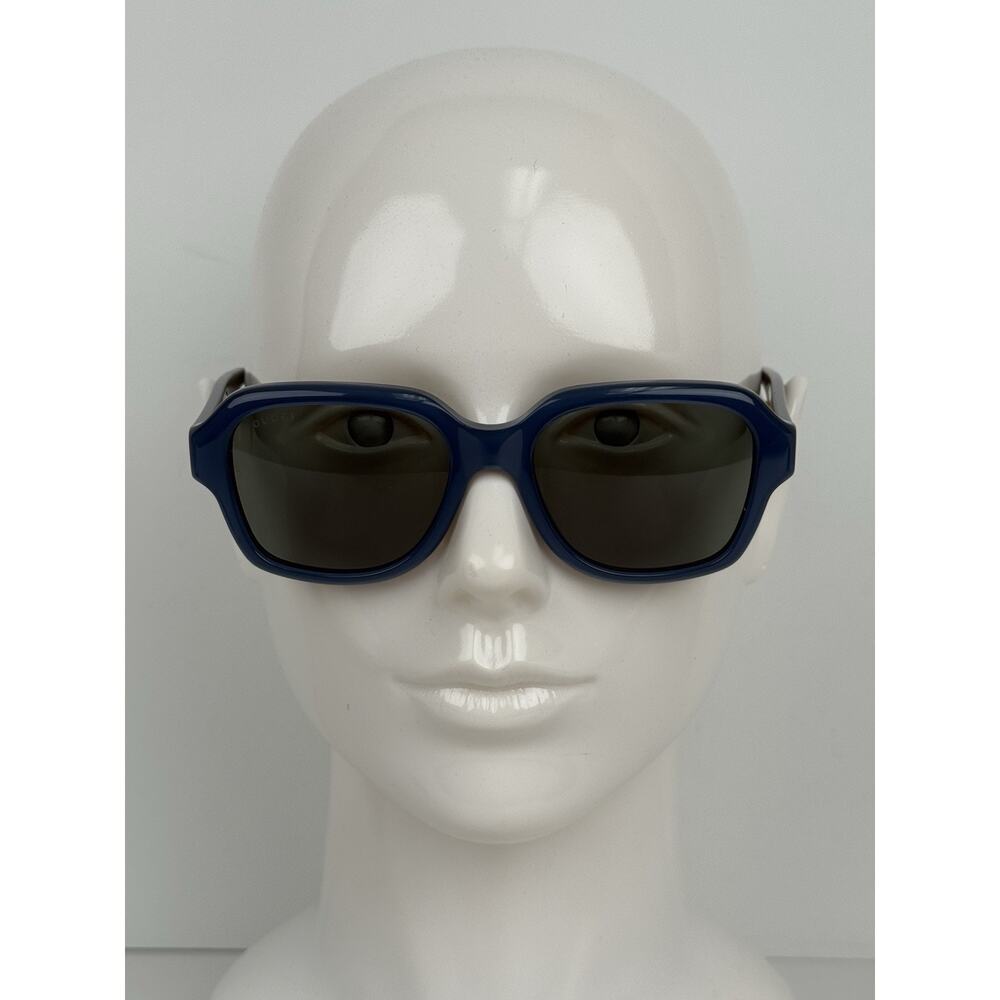 Gucci Logo Rectangular Sunglasses - image 1